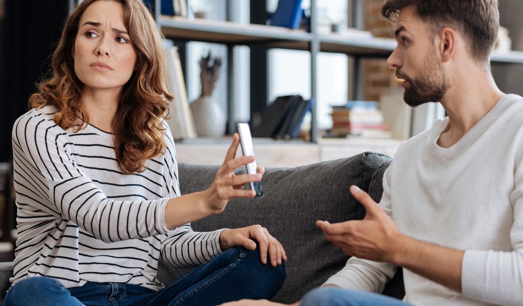 Warum und wie in Partnerschaften gelogen wird